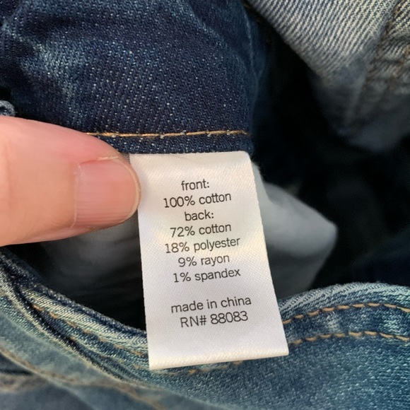 SO Juniors Destructed Mom Overalls, size L - Picture 11 of 12